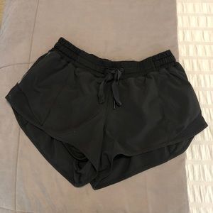 Lululemon Hotty Hot shorts